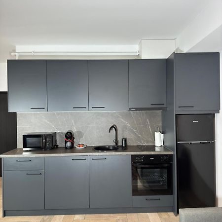 The Nest Apartment Minimalist Cluj-Napoca Exterior foto